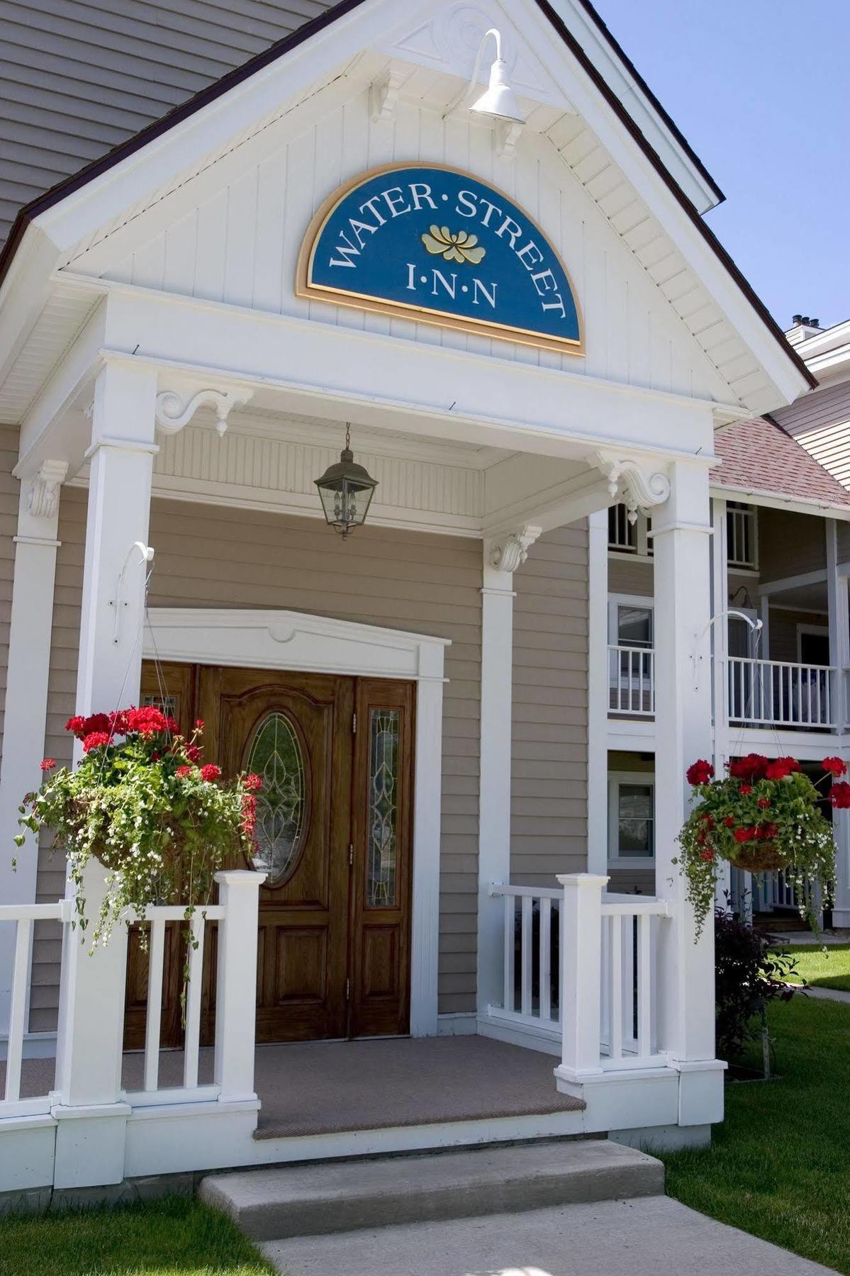 Water Street Inn Boyne City Exteriör bild
